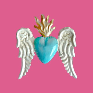 Cuore con Ali Intarsiate